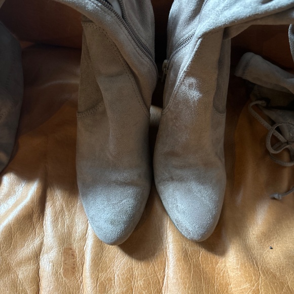 Knee high suede boots - Picture 2 of 5